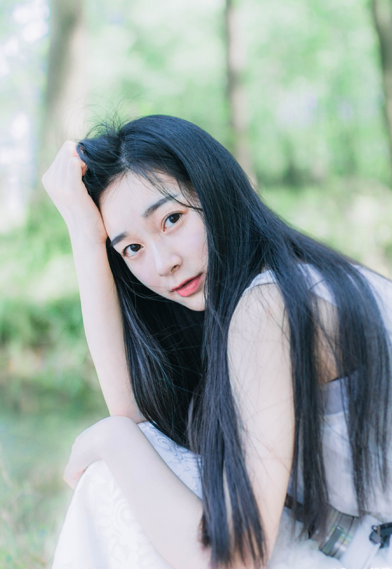诸葛亮最擅长的，其实还是在战场之外的胜负，如今庞统也是刚刚定了蜀中，马谡觉得，这是可乘之机。
